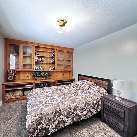 Bluebird Cabin Crestline Luaran gambar