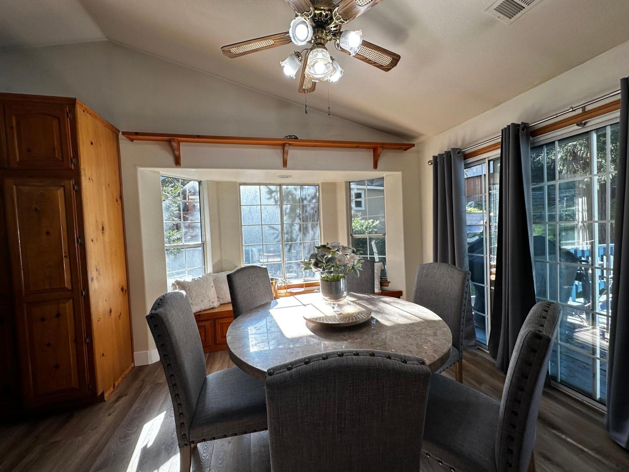 Bluebird Cabin Crestline Luaran gambar